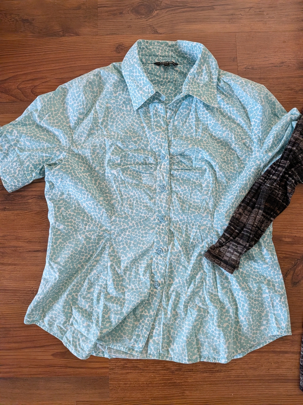 George Mint Polka Dot Button-Front Blouse And Brochure Top - Picture 2 of 7